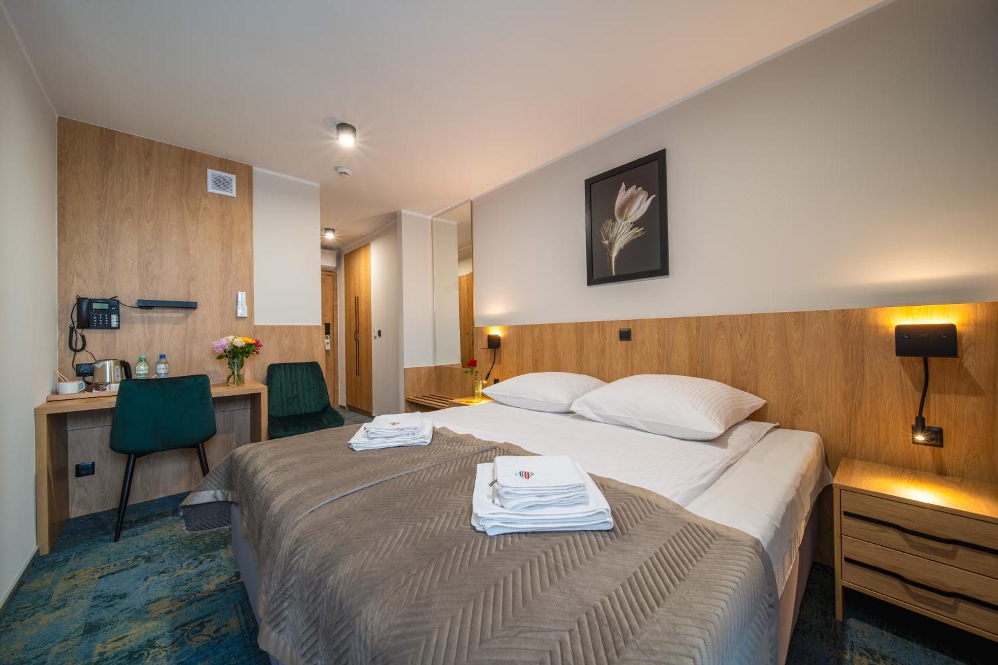 Hotel Gromada Łomża Екстериор снимка