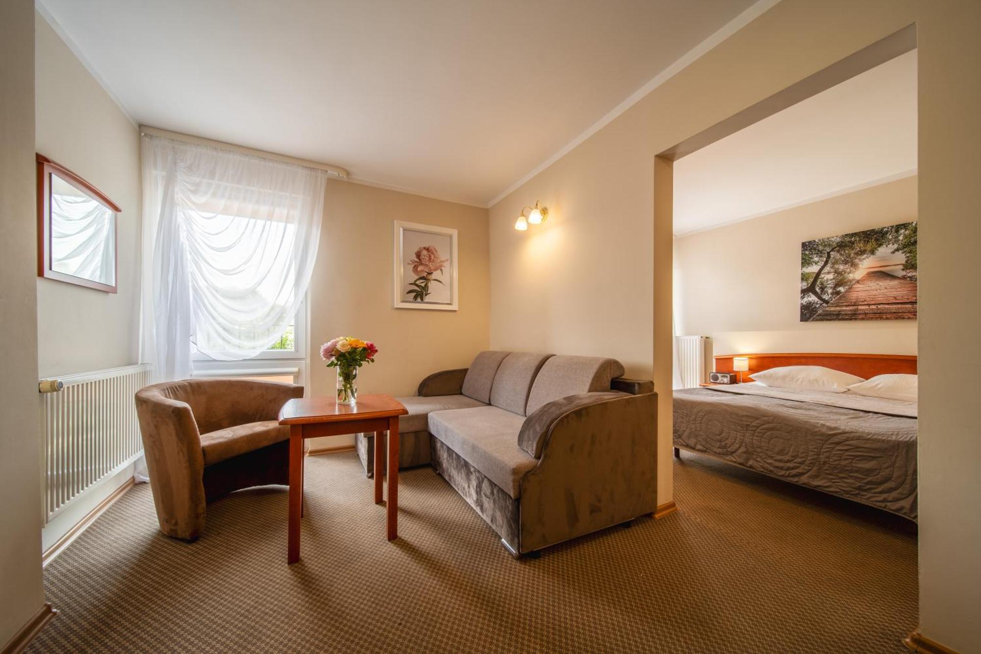 Hotel Gromada Łomża Екстериор снимка
