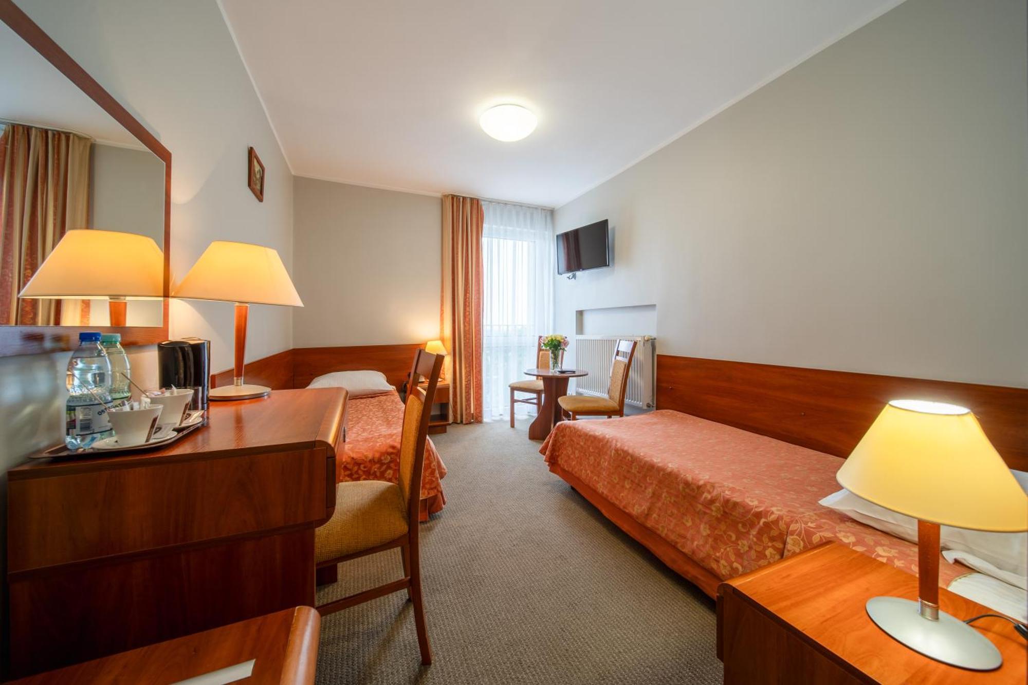 Hotel Gromada Łomża Екстериор снимка