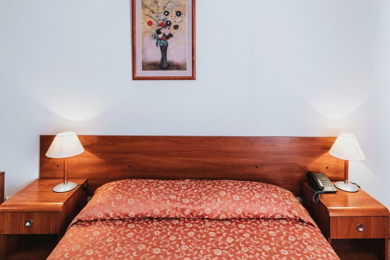 Hotel Gromada Łomża Екстериор снимка